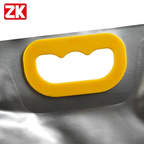 Custom Spout Pouches with Handle Grip (3)